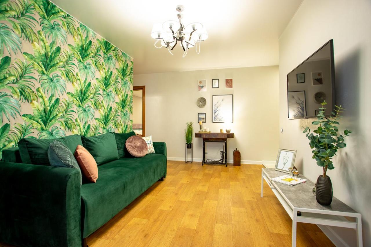 Luxury Apartment With 2 Bedrooms In The City Center Mykolaiv Eksteriør billede