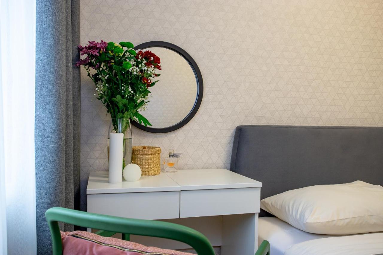 Luxury Apartment With 2 Bedrooms In The City Center Mykolaiv Eksteriør billede
