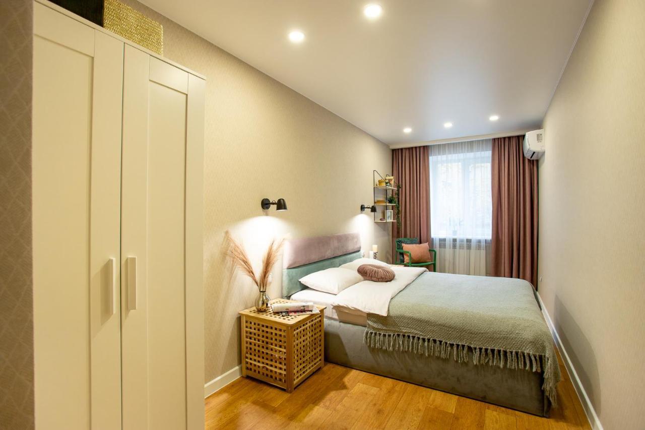 Luxury Apartment With 2 Bedrooms In The City Center Mykolaiv Eksteriør billede